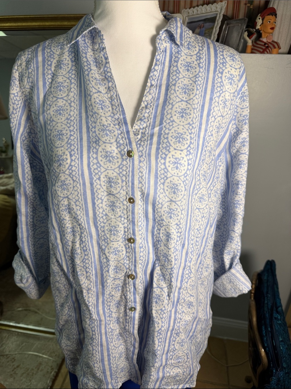 Light Blue & White Patterned Men's Button-Up Shirt